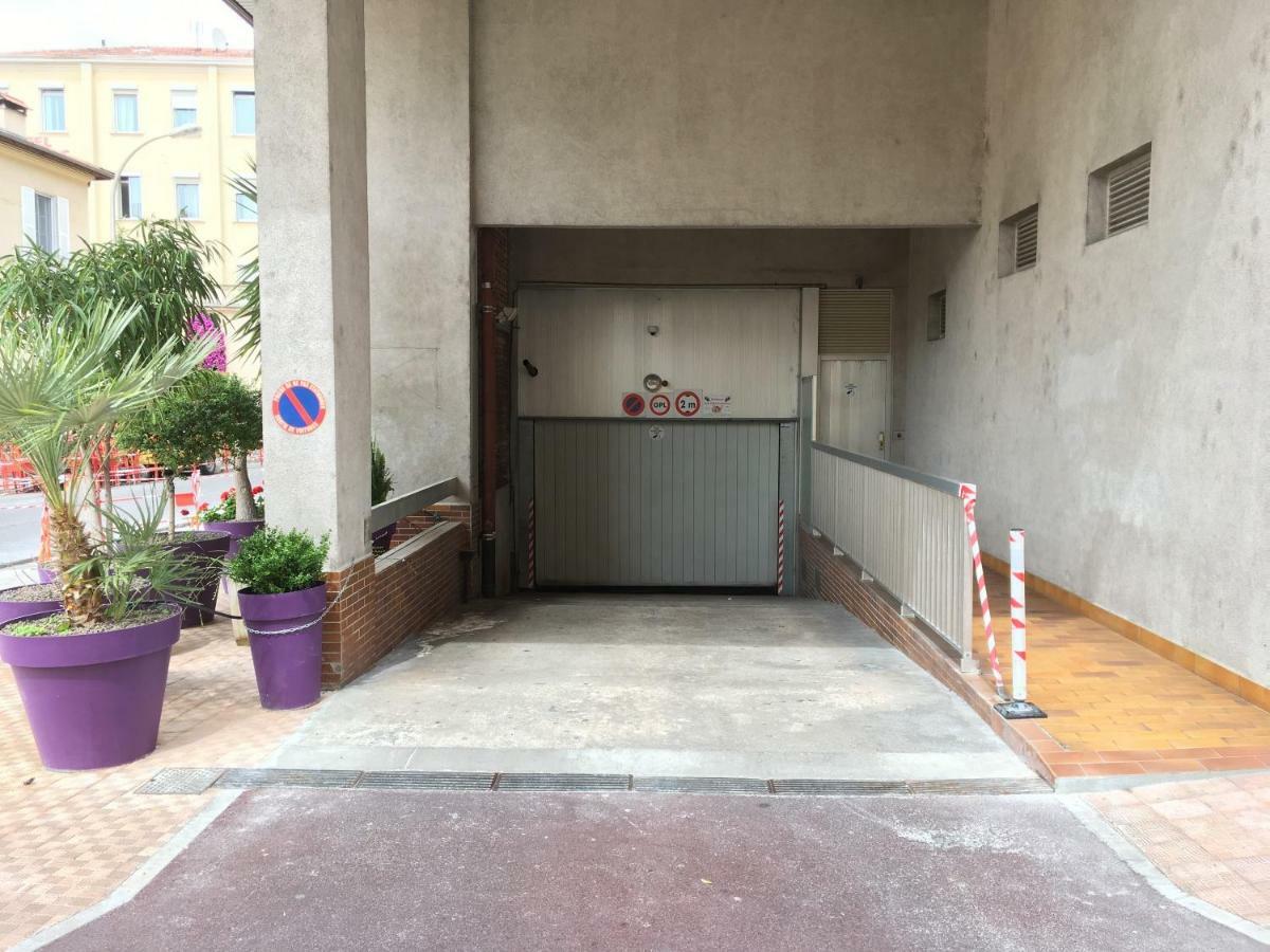 Avec Parking Privé Au Cœur De La *